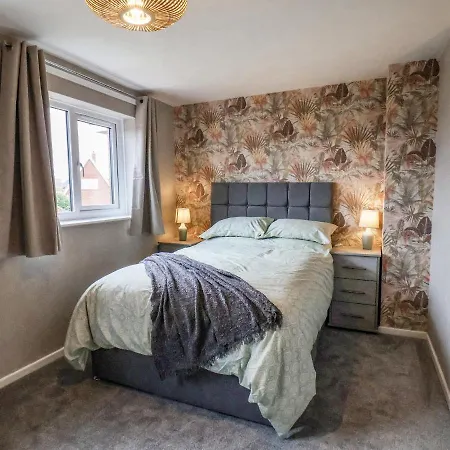 22 Constable Road * Filey